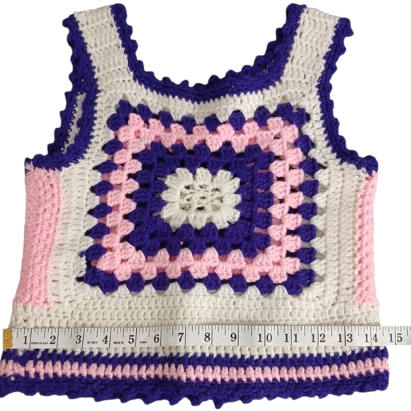 Vintage 70s Crochet Granny Square Handmade Top - Picture 8 of 9